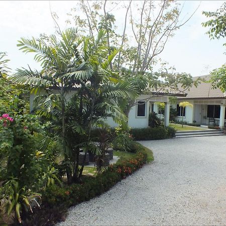 Vacation Garden Villa Thalang Exteriér fotografie
